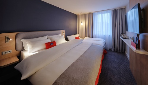 Standard Room, 1 Queen Bed with Sofa bed