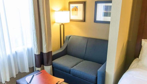 Suite, Multiple Beds, Non Smoking