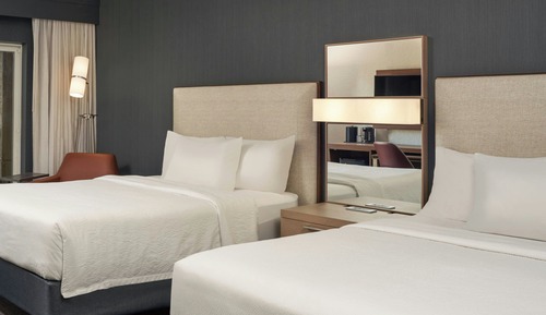 Room, 2 Queen Beds, Non Smoking (Hearing Accessible)