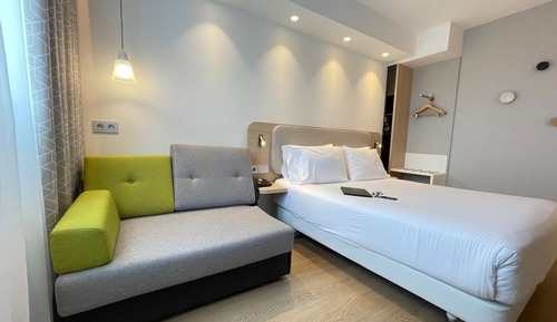 Standard Room, 1 Queen Bed with Sofa bed