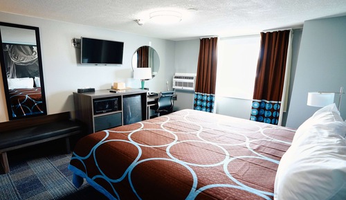Room, 1 King Bed, Accessible, Non Smoking (Mobility)