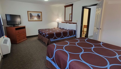 Standard Room, 2 Queen Beds, Non Smoking, Refrigerator & Microwave (Larger Room;with Sofabed)