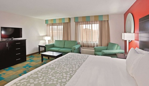 Deluxe Suite, 1 King Bed, Non Smoking
