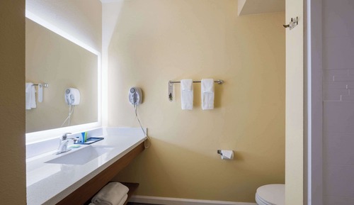 Room, 2 Queen Beds, Non Smoking