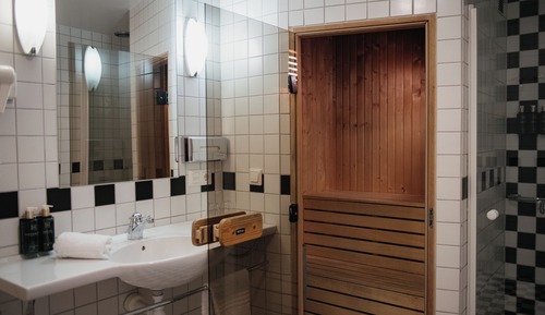 Deluxe Room, Sauna