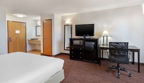 Standard Room, 1 King Bed, Non Smoking