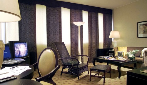 Executive Suite, 1 Queen Bed