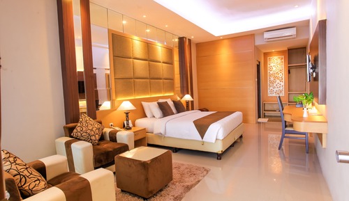 Executive Room