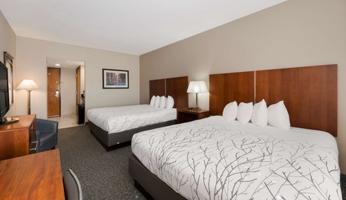 Standard Room, 2 Queen Beds, Accessible, Bathtub