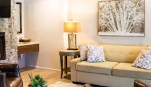 Suite, Fireplace