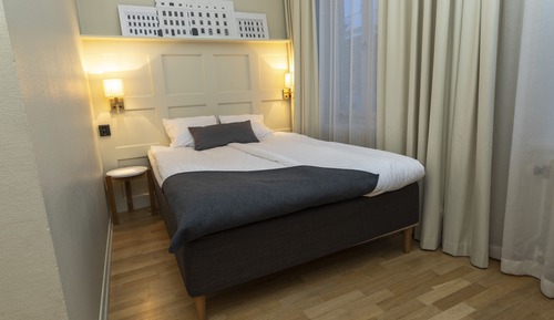 Economy Room, 1 Queen Bed