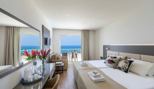 Double or Twin Room, 1 Double or 2 Twin Beds, Sea View