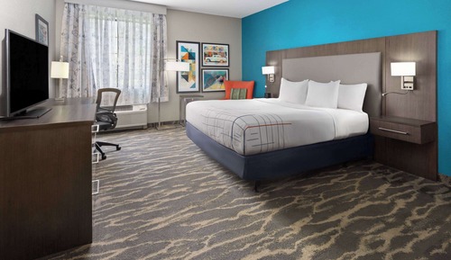 Room, 1 King Bed, Accessible, Non Smoking (Hearing Impaired)