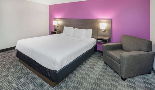 Room, 1 King Bed, Non Smoking