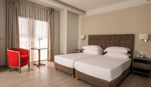 Premium Room, 1 King Bed, Garden View