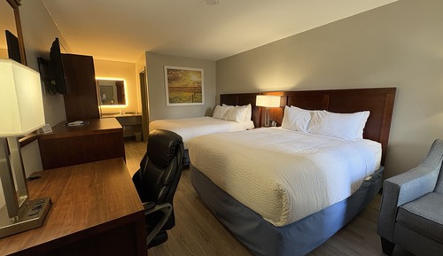 Room (2 Queen Beds Non-Smoking)
