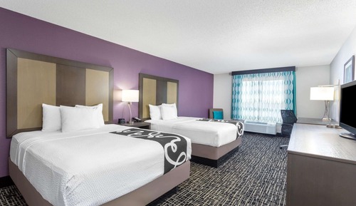 Room, 2 Queen Beds, Non Smoking