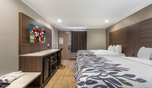 Deluxe Room, 2 Queen Beds, Accessible, Non Smoking