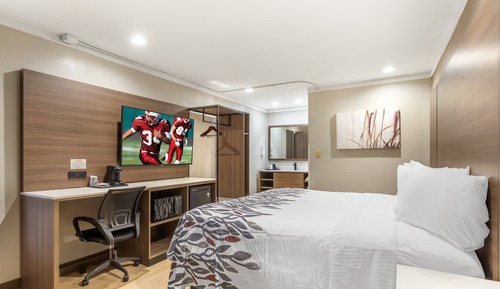 Superior Room, 1 King Bed, Smoking