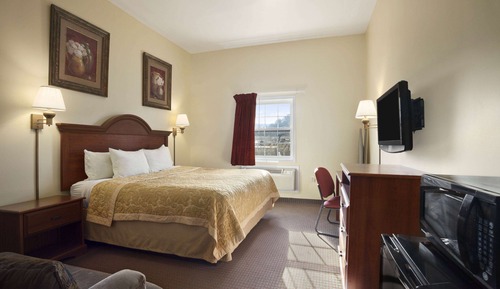 Standard Room, 1 King Bed