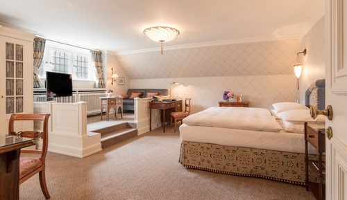 Room, Non Smoking (Castle)