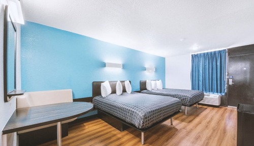 Room, 2 Queen Beds, Non Smoking