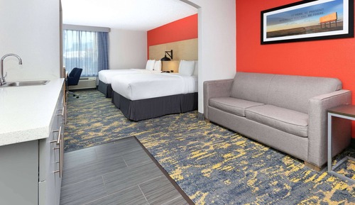 Room, 2 Queen Beds, Accessible, Non Smoking (Mobility/Hearing, Bathtub w/Grab bars)