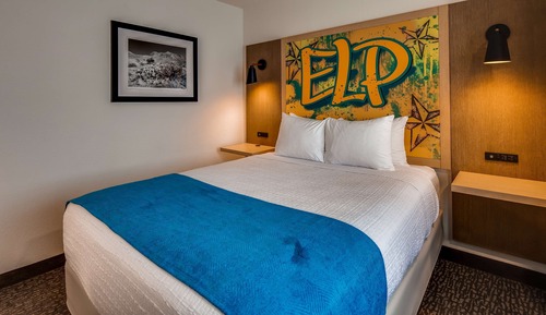Standard Room, 1 Queen Bed, Non Smoking, Refrigerator