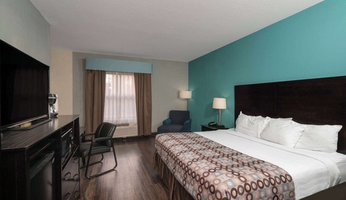 Suite, 1 King Bed, Non Smoking