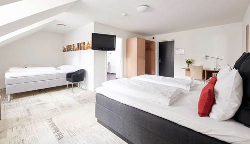 Junior Suite, 1 King Bed, Non Smoking
