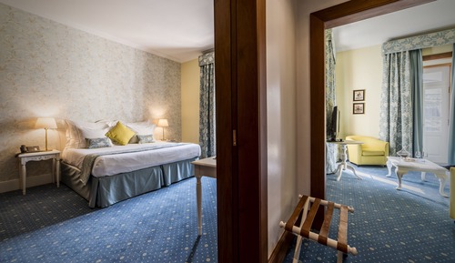 Deluxe Suite, Balcony, River View