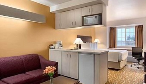 Studio Suite, 1 Queen Bed, Non Smoking