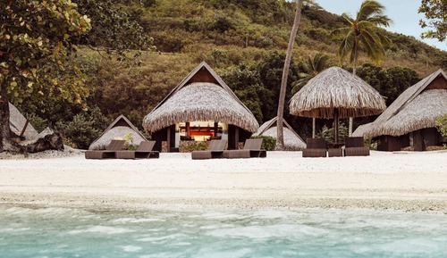 Luxury Bungalow, 1 King Bed, Beachfront