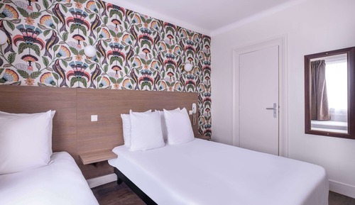 Standard Room, Multiple Beds, Non Smoking