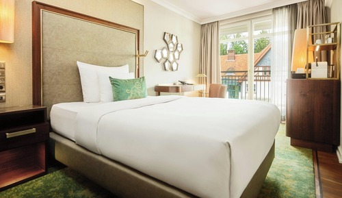 Superior Room, 1 Queen Bed, Resort View