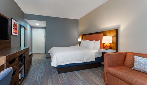 Standard Room, 1 King Bed, Non Smoking