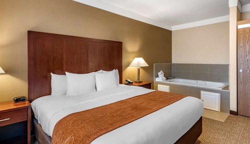 Executive Suite, 1 King Bed, Non Smoking (Spa)