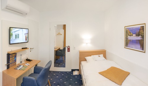 Standard Single Room