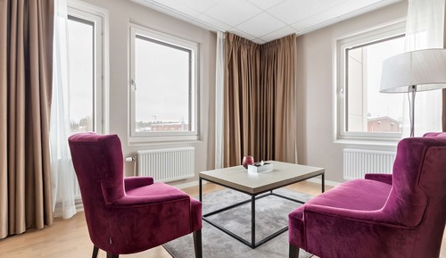 Business Room, 1 King Bed, Non Smoking