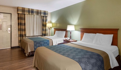 Standard Room, 2 Queen Beds, Non Smoking