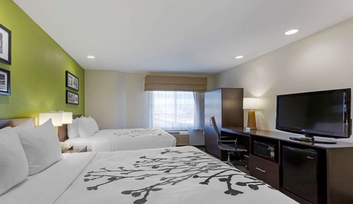 Standard Room, 2 Queen Beds, Non Smoking
