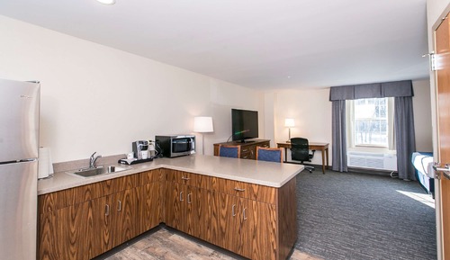 Standard Room, 2 Double Beds, Non Smoking, Microwave (Larger Room)