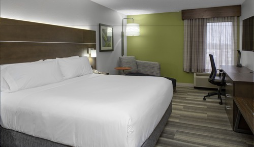 Standard Room, 1 King Bed