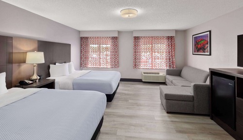 Room, 2 Queen Beds - With Sofa