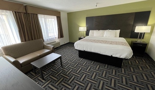 Suite, 1 Bedroom, Non Smoking (1 King)