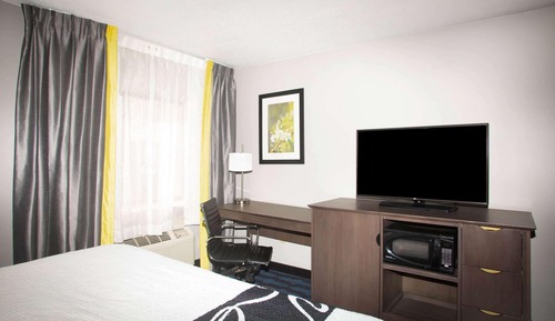 Room, 1 King Bed, Non Smoking