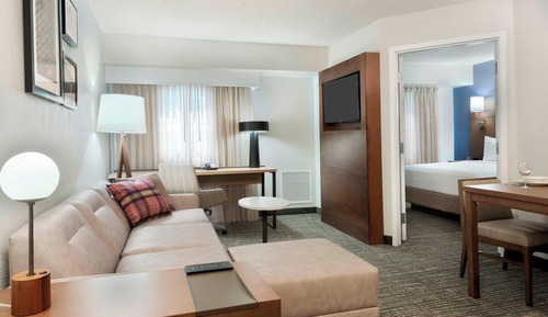 Suite, 1 Bedroom, Non Smoking (Mobility Accessible, Tub)