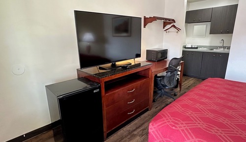 Deluxe Single Room, 1 Queen Bed