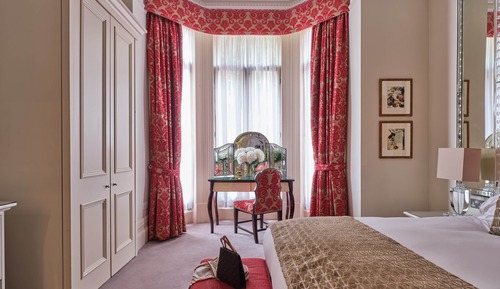 Large Two Bedroom Apartment