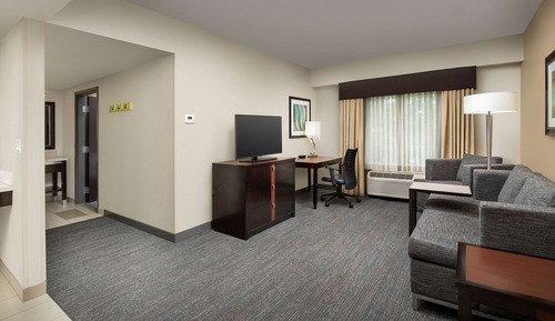 Suite, 1 King Bed, Non Smoking, Kitchenette
